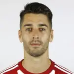 César López