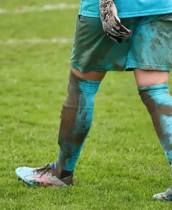 Drama, detaljer og afgørende øjeblikke: Runde 17 i Primera División RFEF – Gruppe 2 samlet på fodboldispanien.dk