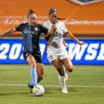 Primera División RFEF – Gruppe 2, runde 3: Sene udligninger, røde kort og et seksmålsbrag i en tæt og intens spillerunde