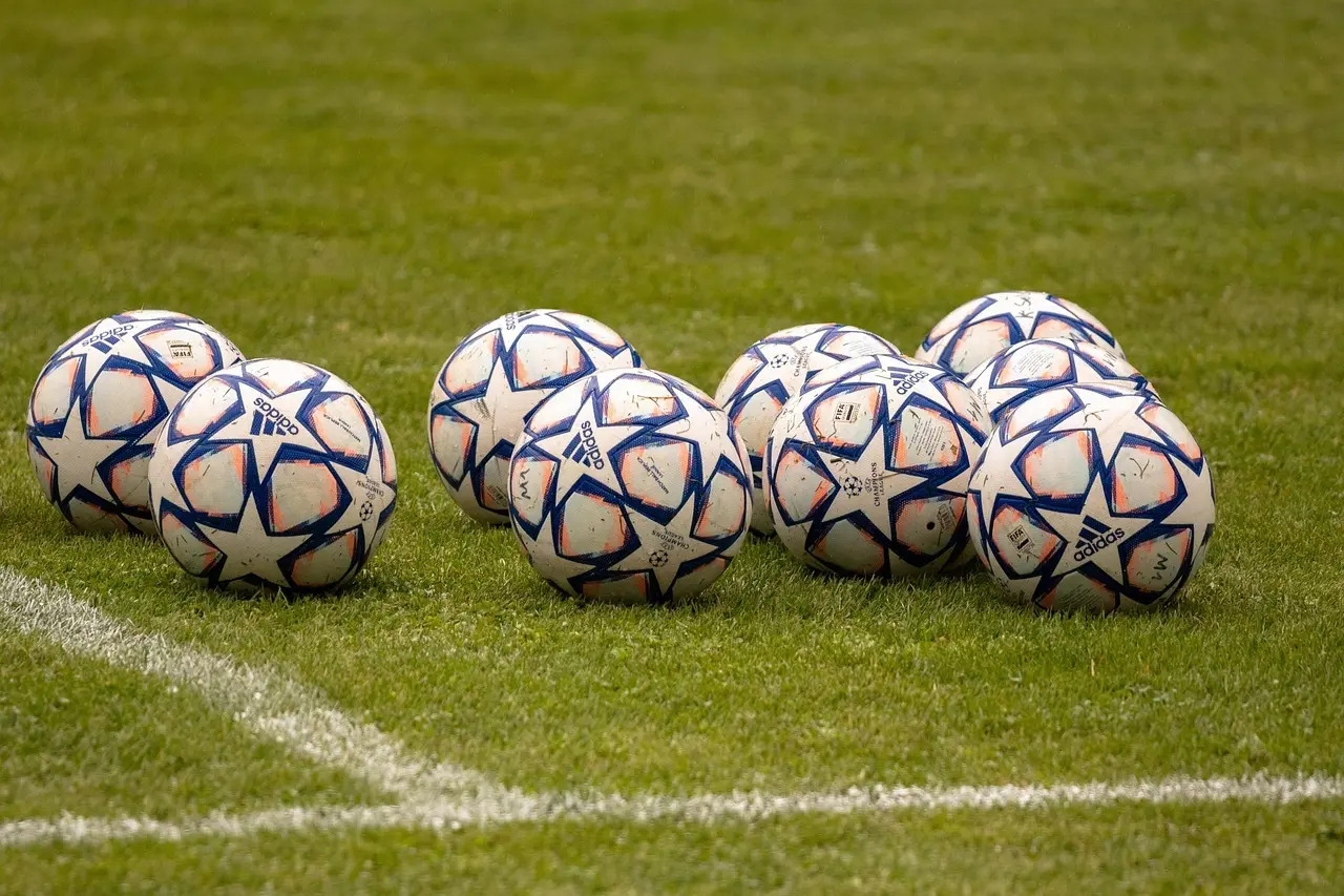 Dramatik til det sidste: Sene afgørelser, VAR-øjeblikke og mange mål i Segunda Divisións 38. runde