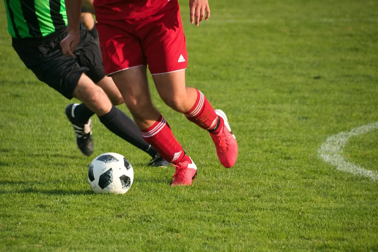 Dramatiske slutminutter, straffesparksafgørelser og smalle sejre – sådan udspillede runde 7 sig i Segunda División