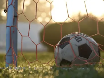 Primera División RFEF – Group 2, runde 13: tætte kampe, straffescoring i Alicante og en afgørelse i det 90. minut