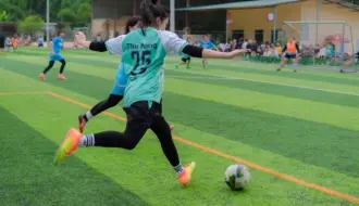 Segunda División 2025/26 – Runde 24: Tætte opgør, sene afgørelser og markante øjeblikke