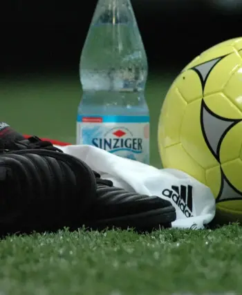 Segunda División runde 20: straffespark, røde kort og sene afgørelser – hele runden samlet her