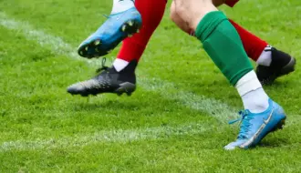 Sene afgørelser, udvisninger og tætte opgør: Hele runde 17 i Primera Federación – Grupo 1