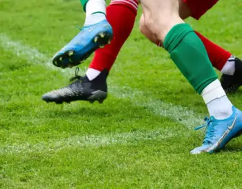 Sene afgørelser, udvisninger og tætte opgør: Hele runde 17 i Primera Federación – Grupo 1