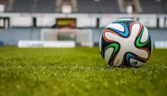 Smalle sejre, målfest i Ourense og tre målløse opgør – runde 23 i Primera División RFEF Group 1