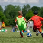 Runde 24 i Primera Federación – Gruppe 2: sene scoringer, tidlige udvisninger og marginale afgørelser