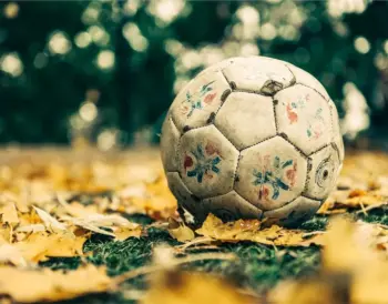 Storsejre, straffe og sene udligninger: Overblik over runde 19 i Primera División RFEF – Gruppe 2