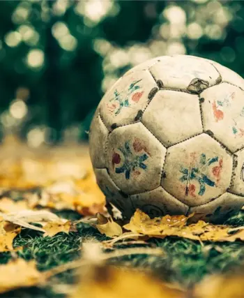 Storsejre, straffe og sene udligninger: Overblik over runde 19 i Primera División RFEF – Gruppe 2